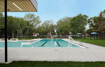 Maple Leaf Pool